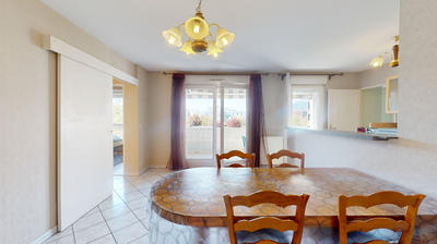 Appartement - 75 m² - 3 pièces