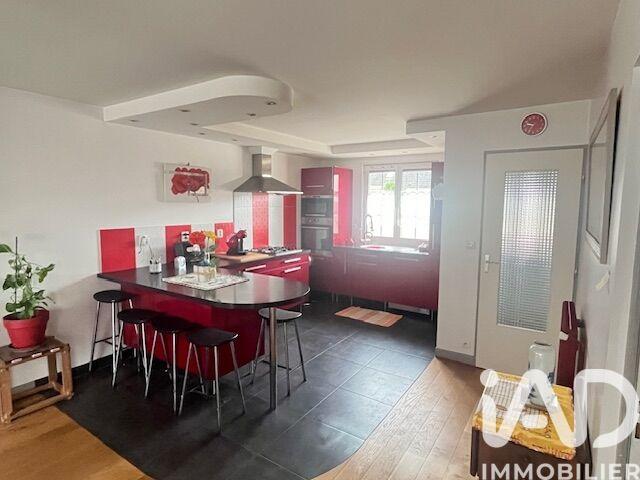 Maison - 105 m² - 4 pièces