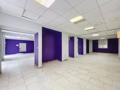 Local d'activité / Entrepôt - 210 m²