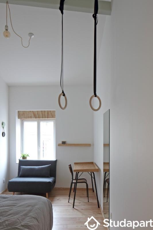 Chambre - 130 m² - 1 pièce