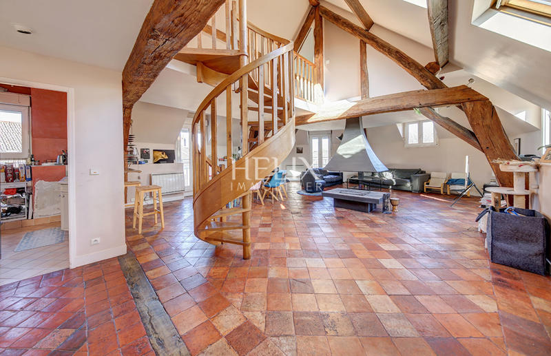 Appartement - 131 m² - 5 pièces