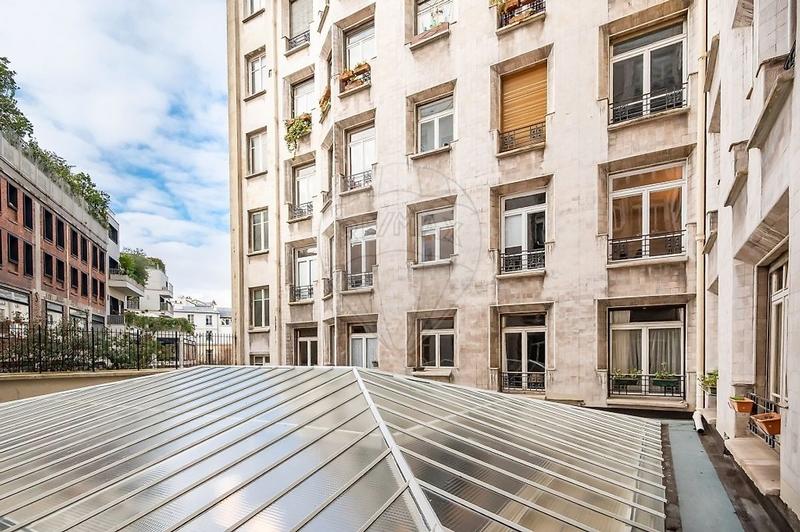 Bureau - 259 m² - 8 pièces