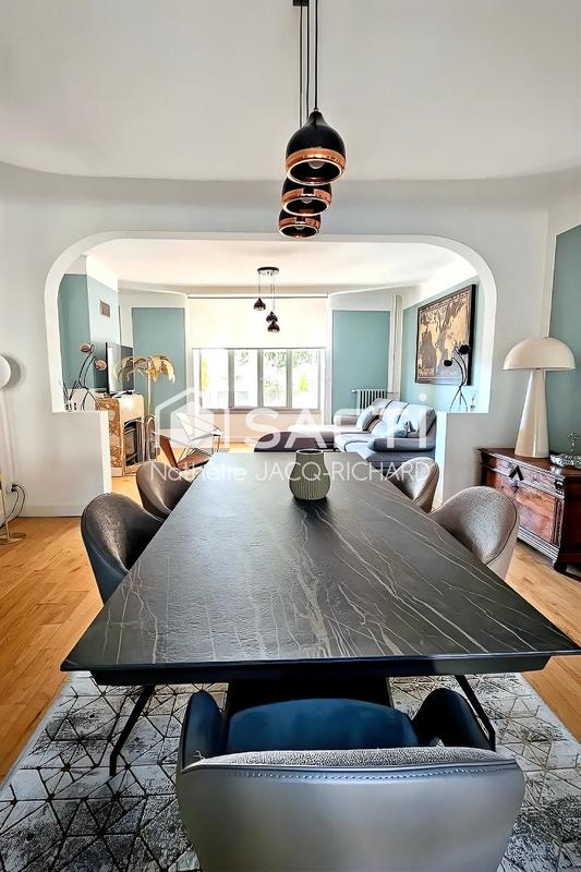 Immeuble - 520 m² - 21 pièces