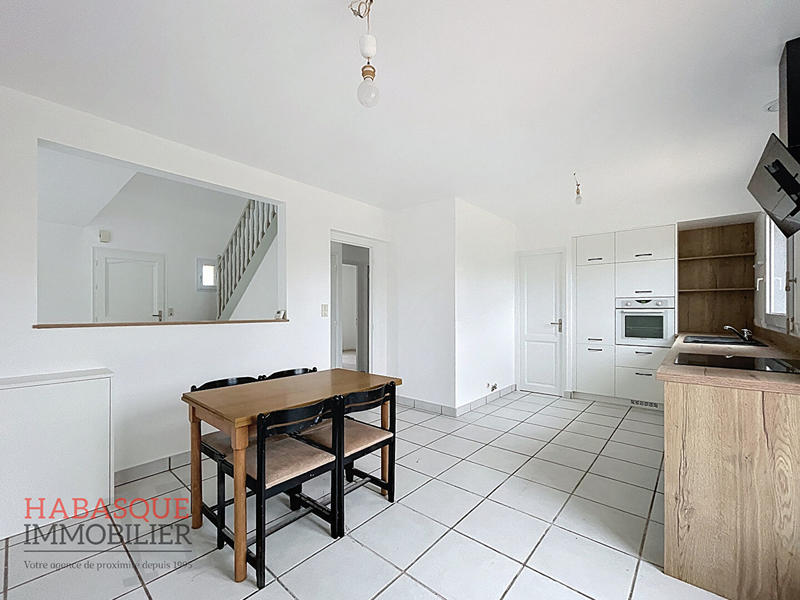 Maison - 136 m² - 6 pièces