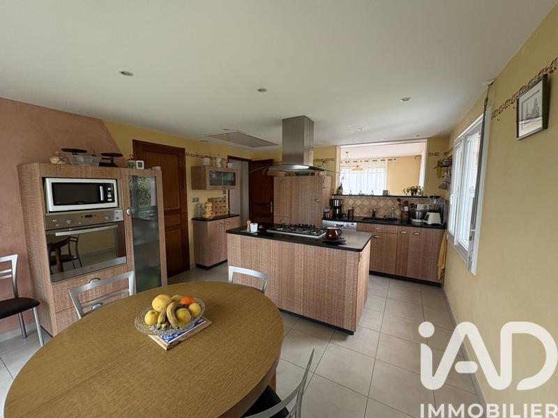 Maison - 163 m² - 6 pièces