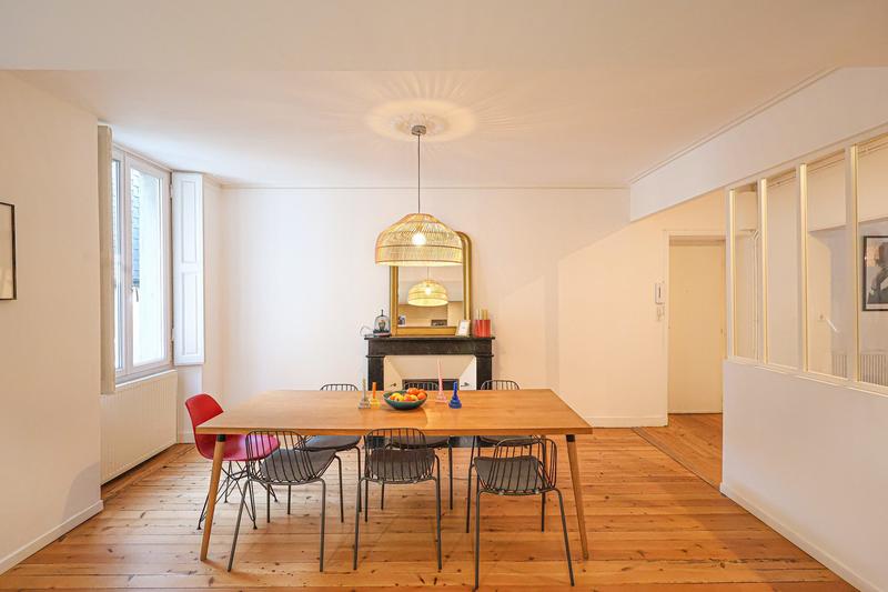 Appartement - 146 m² - 6 pièces