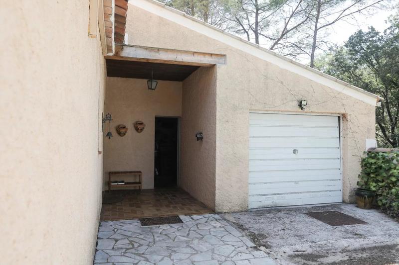 Villa - 182 m² - 6 pièces