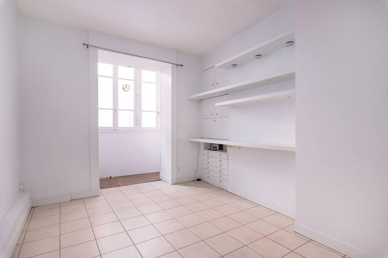 Appartement - 160 m² - 5 pièces