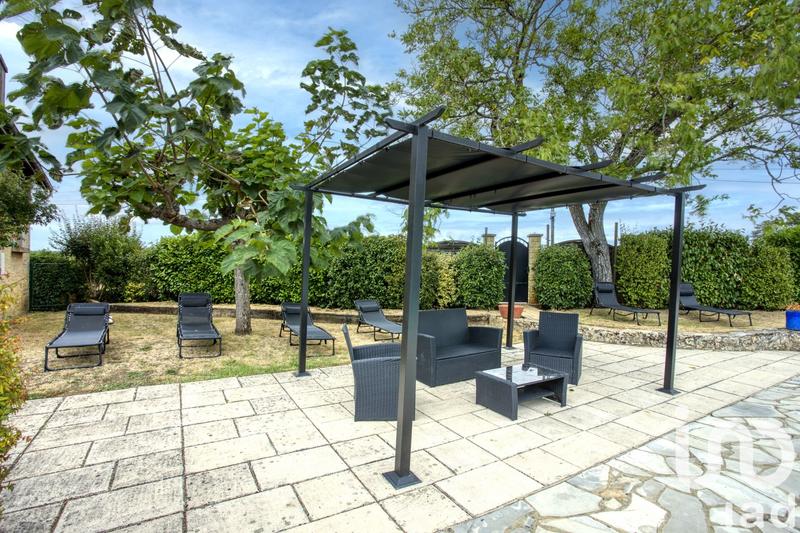 Maison - 550 m² - 20 pièces