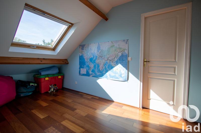 Maison - 210 m² - 8 pièces