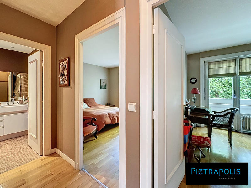 Appartement - 104 m² - 3 pièces