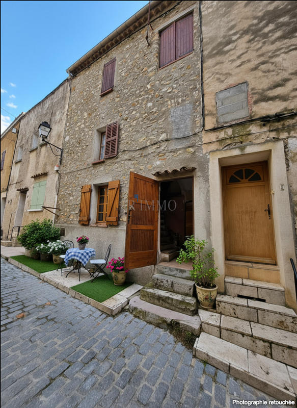 Maison de village - 179 m² - 13 pièces