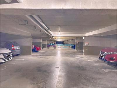 Parking - 13 m²