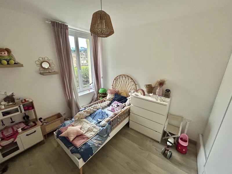 Appartement - 100 m² - 5 pièces