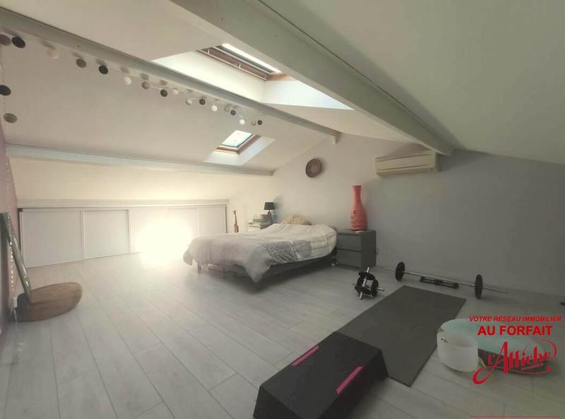 Maison - 175 m² - 7 pièces