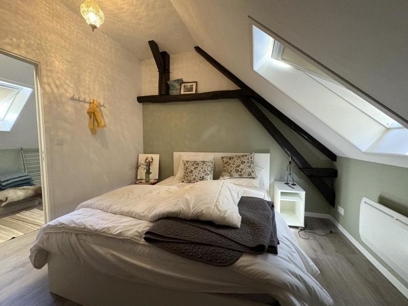 Maison en pierre - 94 m² - 6 pièces