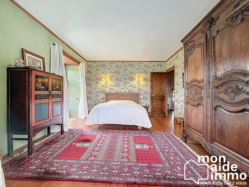 Maison - 180 m² - 4 pièces