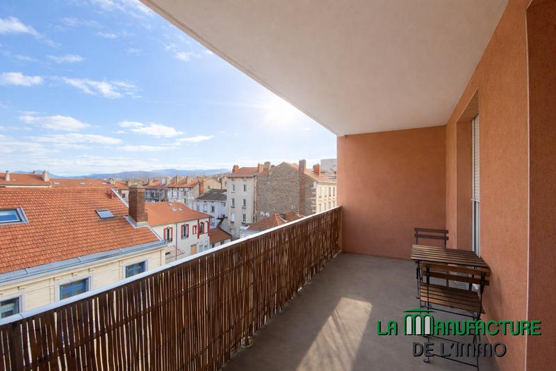 Appartement - 80 m² - 4 pièces