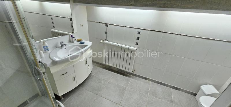 Maison - 165 m² - 4 pièces