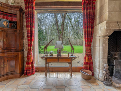 Maison - 400 m² - 10 pièces