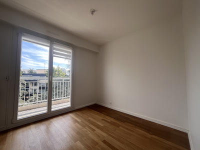 Appartement - 89 m² - 4 pièces