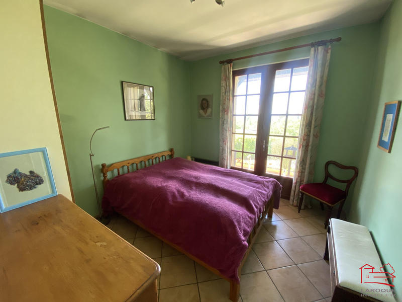 Maison - 170 m² - 8 pièces