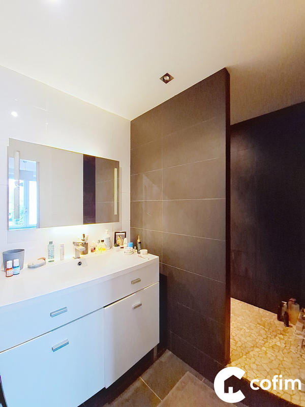 Duplex - 79 m² - 4 pièces