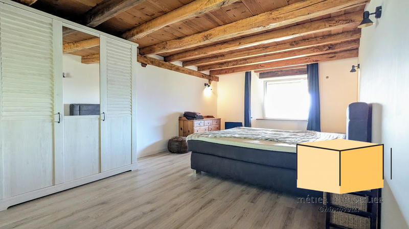 Maison ancienne - 136 m² - 8 pièces