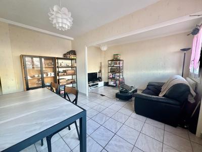 Appartement - 70 m² - 3 pièces