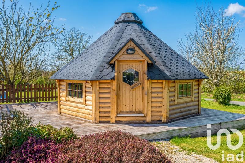 Maison - 360 m² - 14 pièces