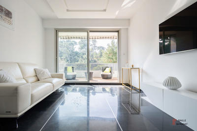 Appartement - 89 m² - 3 pièces