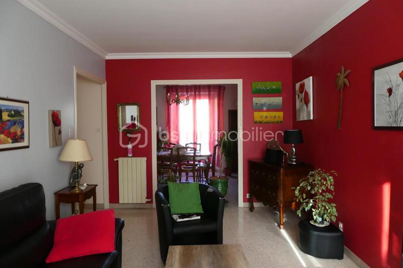 Maison traditionnelle - 119 m² - 6 pièces