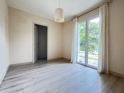 Maison - 108 m² - 4 pièces