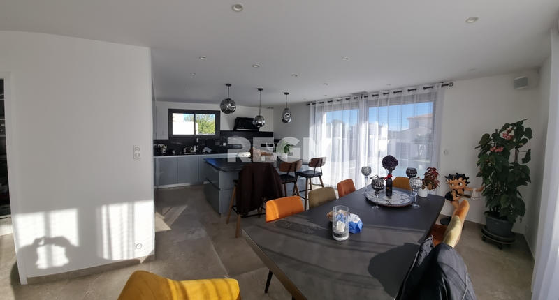 Maison - 150 m² - 6 pièces