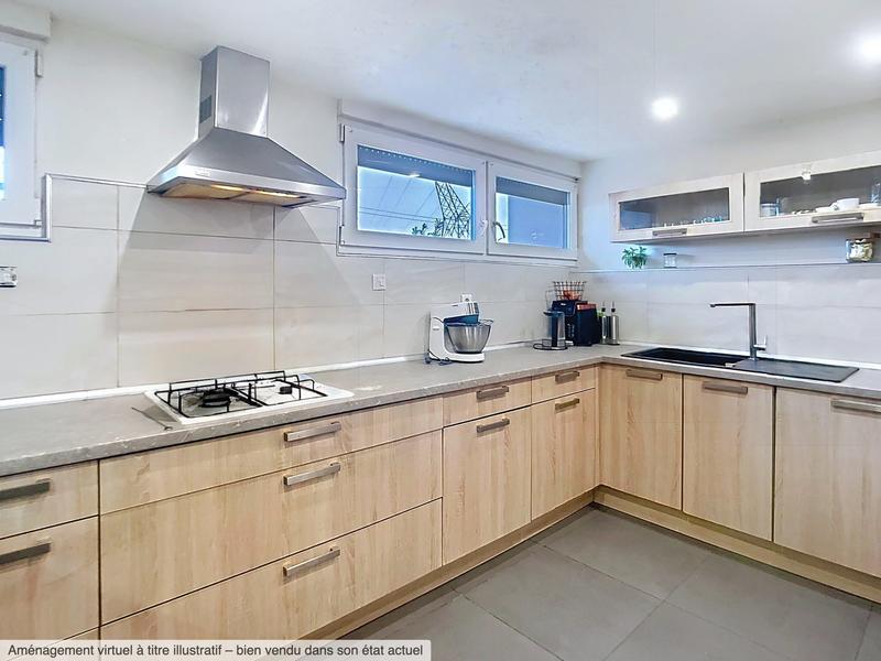 Maison - 174 m² - 8 pièces