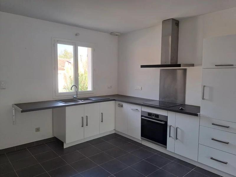 Maison - 80 m² - 4 pièces