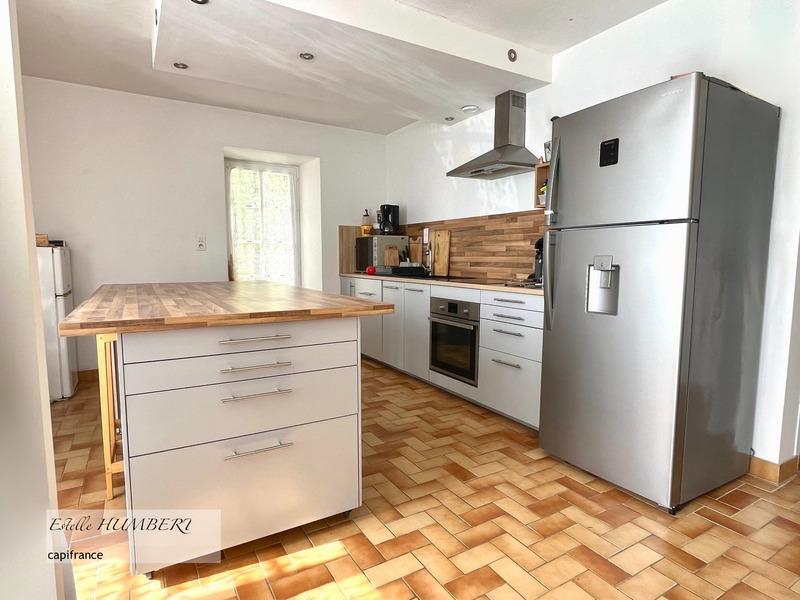 Maison - 145 m² - 5 pièces