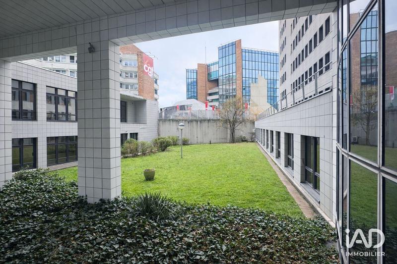 Local commercial - 1 330 m²