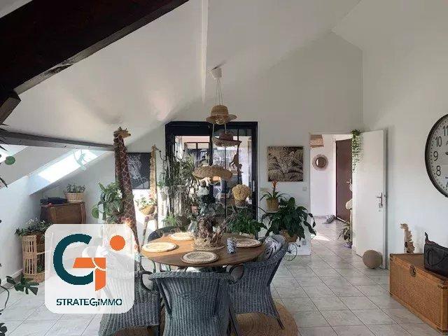 Immeuble mixte - 411 m² - 3 pièces