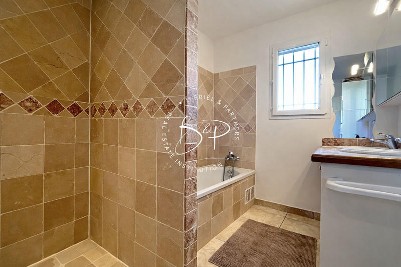 Maison - 149 m² - 5 pièces