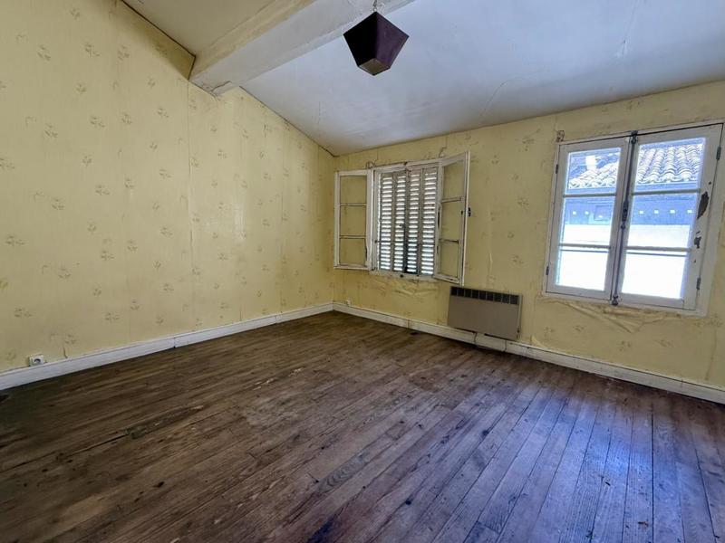 Immeuble - 69 m² - 5 pièces