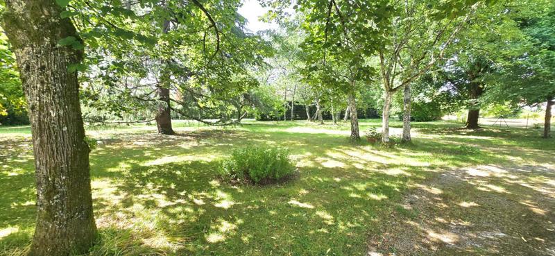 Maison - 280 m² - 11 pièces