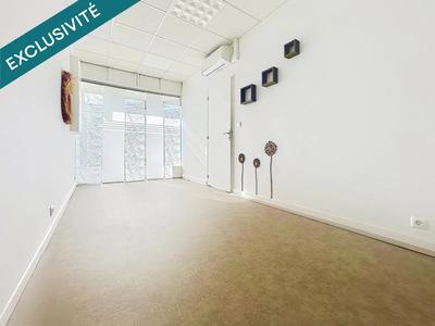 Local commercial - 46 m² - 3 pièces