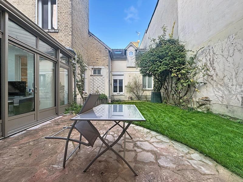 Appartement - 133 m² - 6 pièces