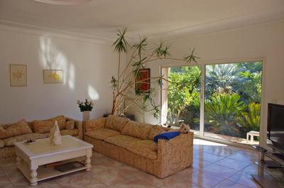 Maison - 280 m² - 7 pièces