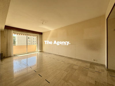 Appartement - 96 m² - 4 pièces