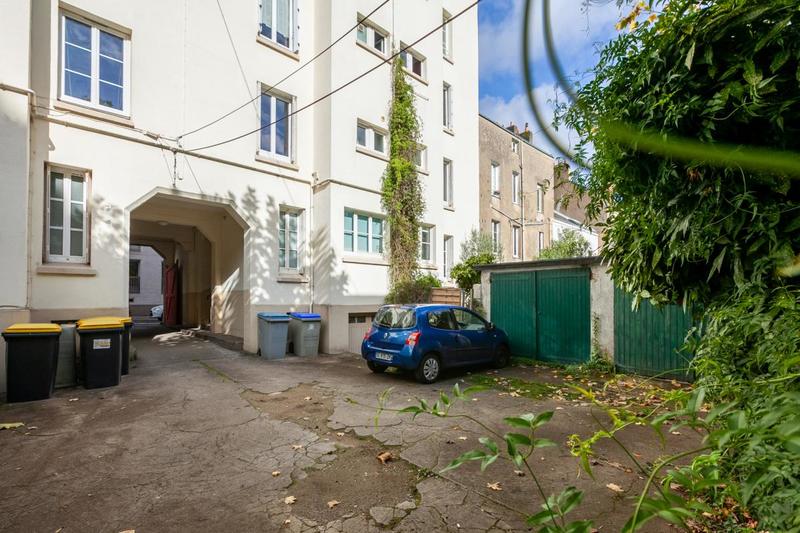Appartement - 84 m² - 4 pièces