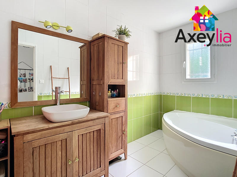 Maison - 115 m² - 5 pièces