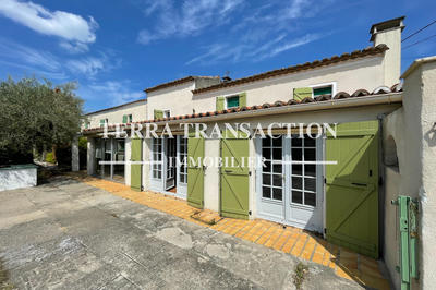 Mas - 220 m² - 15 pièces