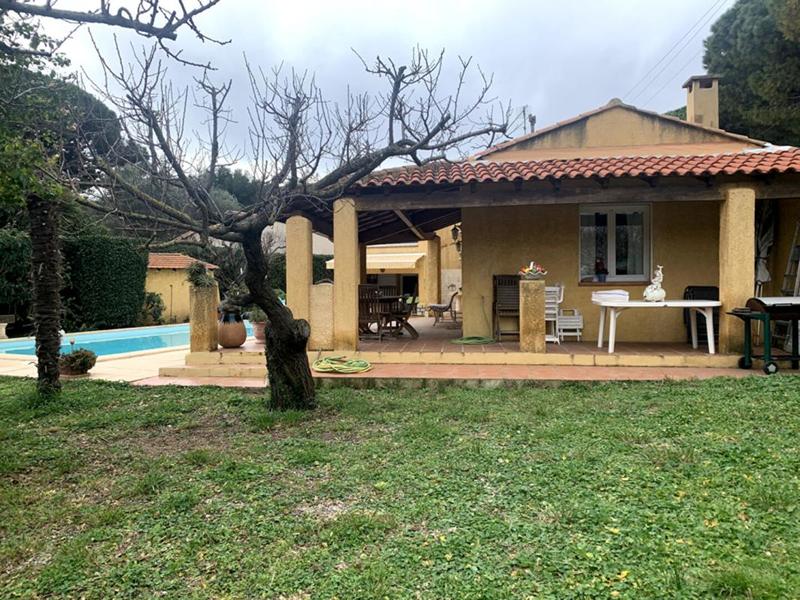 Maison - 184 m² - 8 pièces